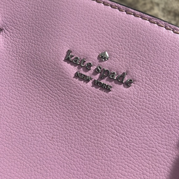Authentic Kate Spade Purse with Detachable crossbody strap - Picture 2 of 4